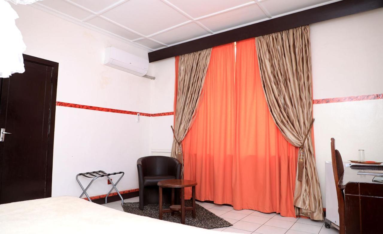 Park Hotel Lubumbashi Zewnętrze zdjęcie