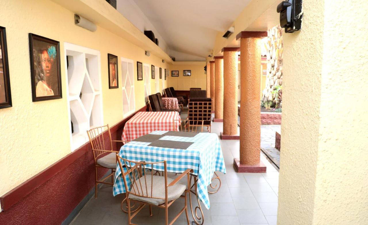 Park Hotel Lubumbashi Zewnętrze zdjęcie