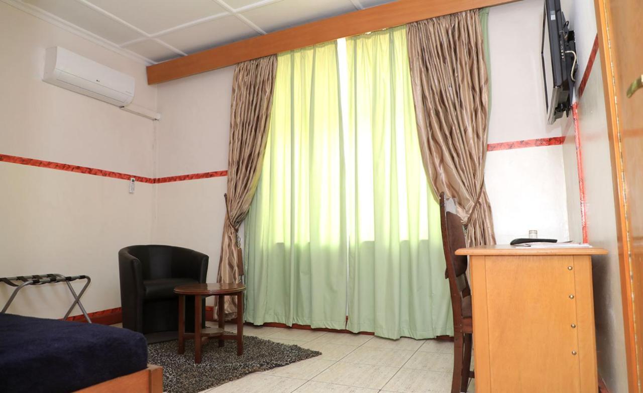 Park Hotel Lubumbashi Zewnętrze zdjęcie