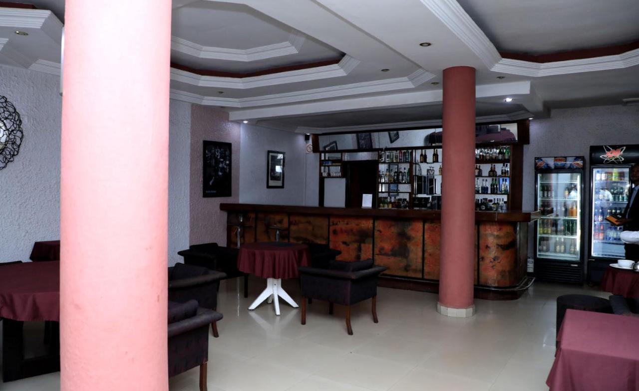 Park Hotel Lubumbashi Zewnętrze zdjęcie